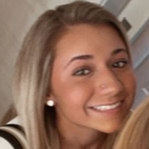 Meet your Posher, Marissa